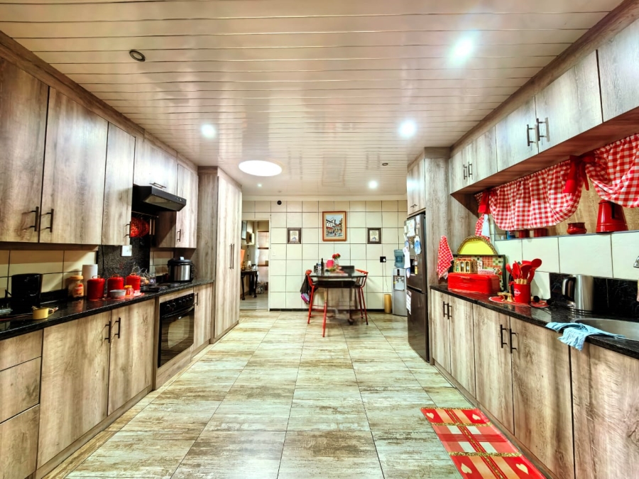 3 Bedroom Property for Sale in Vaalpark Free State